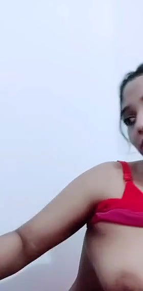 Schoolgirl nude fingering