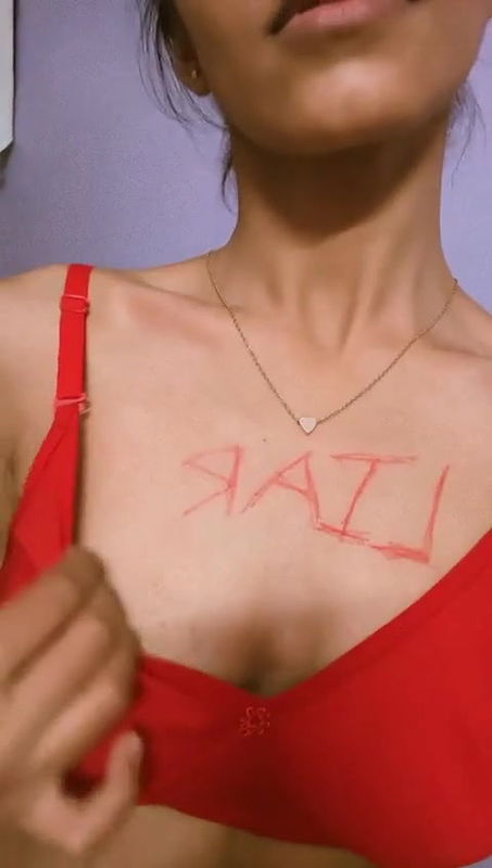 sexy slim horny tamil girl red bra