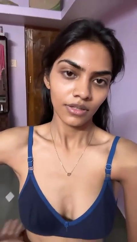 tamil girlfriend with blue bra red panti