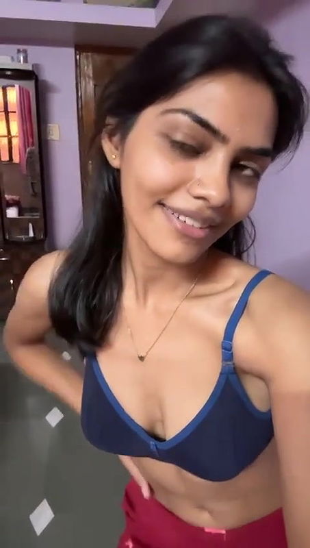 tamil girlfriend with blue bra red panti