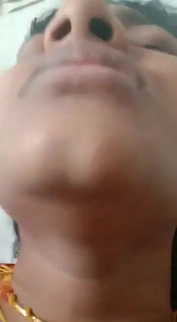 Apni Wife Ke Saheli Ko Choda Uska Bur Bahut Tite Tha Aur Uska Chuchi Bhi Bahut Bada Bada Tha