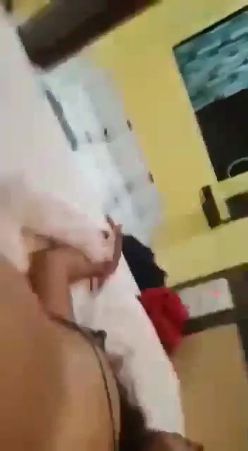 Randi Bhavi Ka Bur Faila Kar Hotel Ke Room Me Le Ja Kar Choda