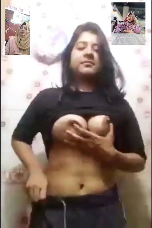 Bengali Sexy Girl Showing Pressing Her Boobs 01