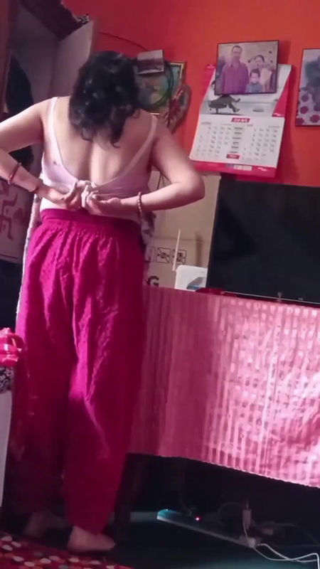 Tanker Mom Changing Clothes In Front Of Her Son 007