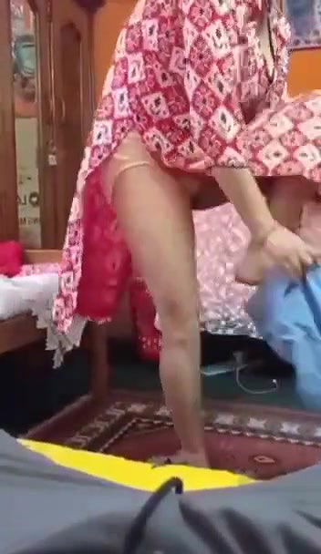 Tanker Mom Changing Clothes In Front Of Her Son 012