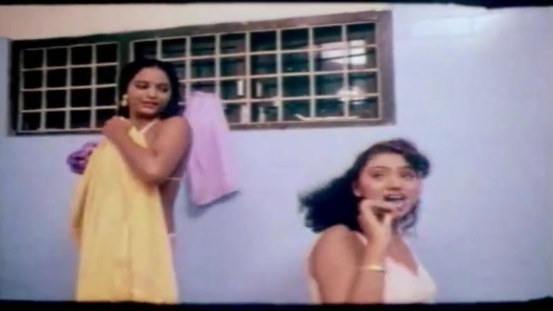 Mallu Shower 8