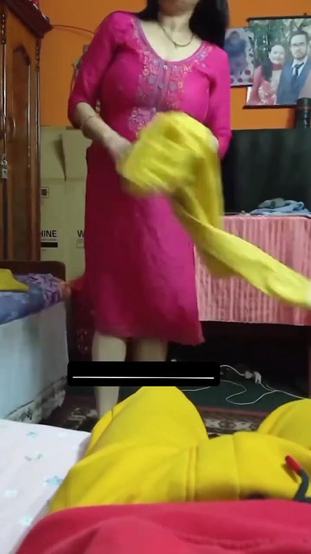 Tanker Mom Changing Clothes In Front Of Her Son 006