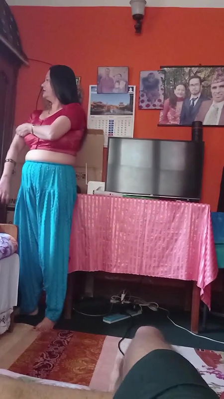 Tanker Mom Changing Clothes In Front Of Her Son 004