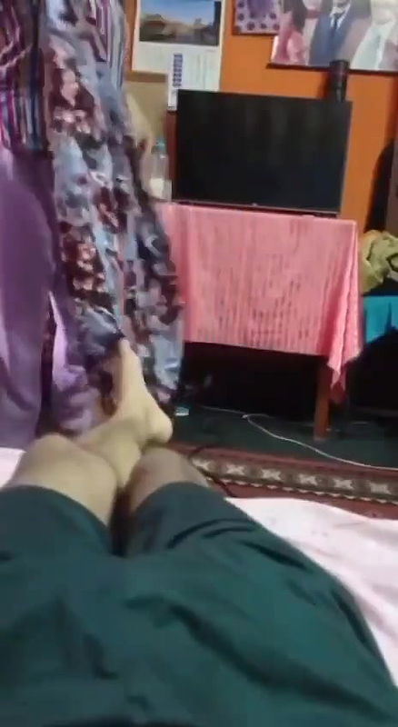 Tanker Mom Changing Clothes In Front Of Her Son 010