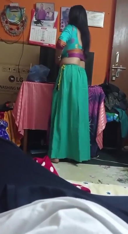 Tanker Mom Changing Clothes In Front Of Her Son 015