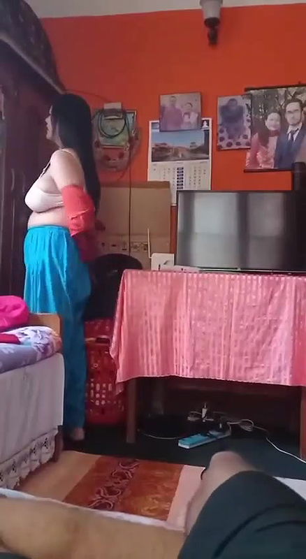 Tanker Mom Changing Clothes In Front Of Her Son 016