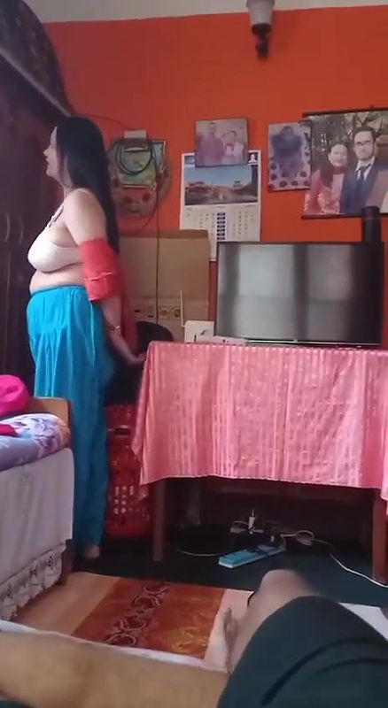 Tanker Mom Changing Clothes In Front Of Her Son 016