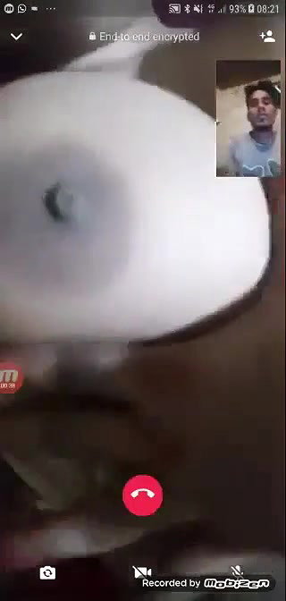 ladki ne vc mein bf ko chuche dikhayi