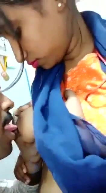 Office manager sucking boobs of his staff