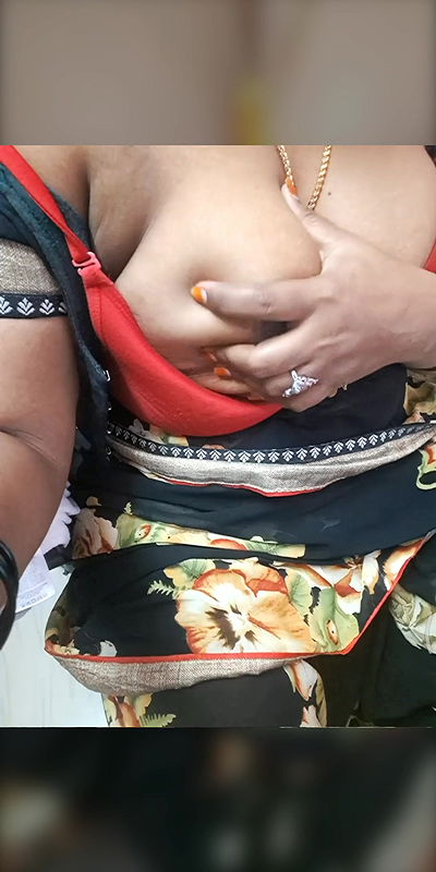 Hot aunty video call 5