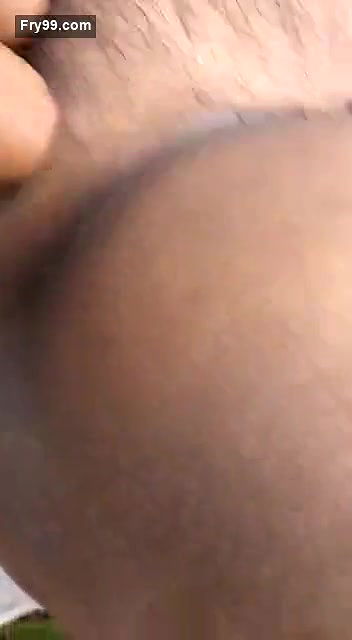 Randi with client outdoor with clear hindi talking