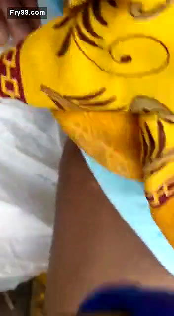 Randi with client outdoor with clear hindi talking