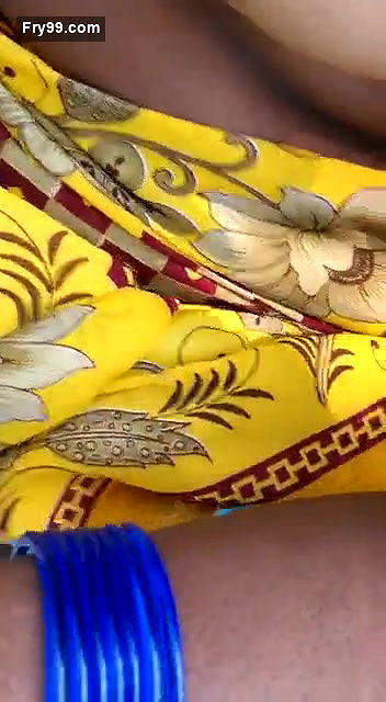 Randi with client outdoor with clear hindi talking