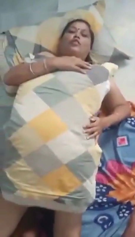 Telugu Cheater Milf Enjoying With Lover