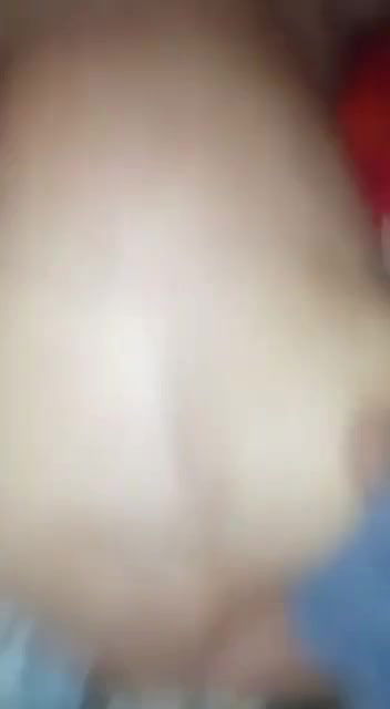 Desi Bhavi Raat Me Unki Nighty Ko Utha Kar Uski Chuchi Ko Dabaya Aur Uska Bur Choda