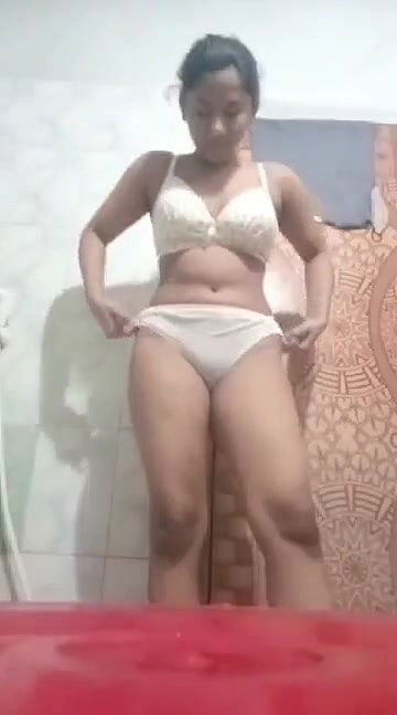 Bengali Girl Showing Big Ass And Boobs