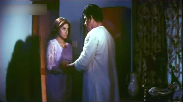 Ravali Hot Bedroom Scene from Pedalaku Matrame