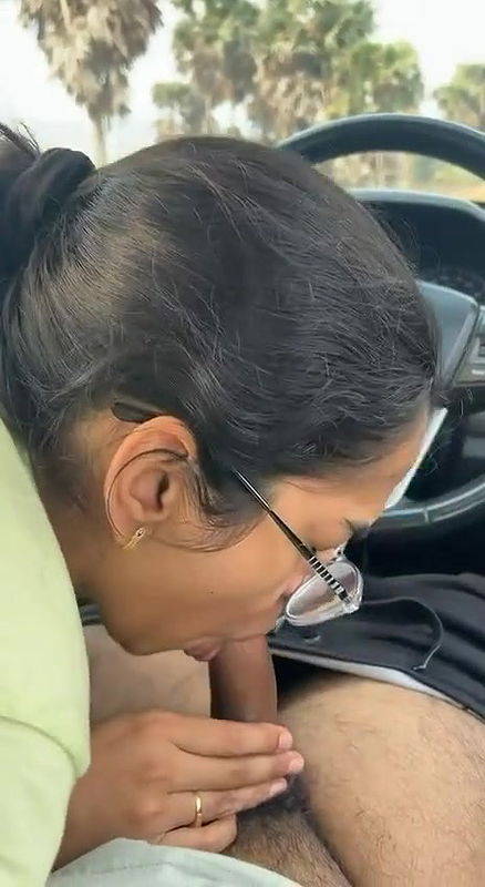 sexy indian horny girl blowjob in car