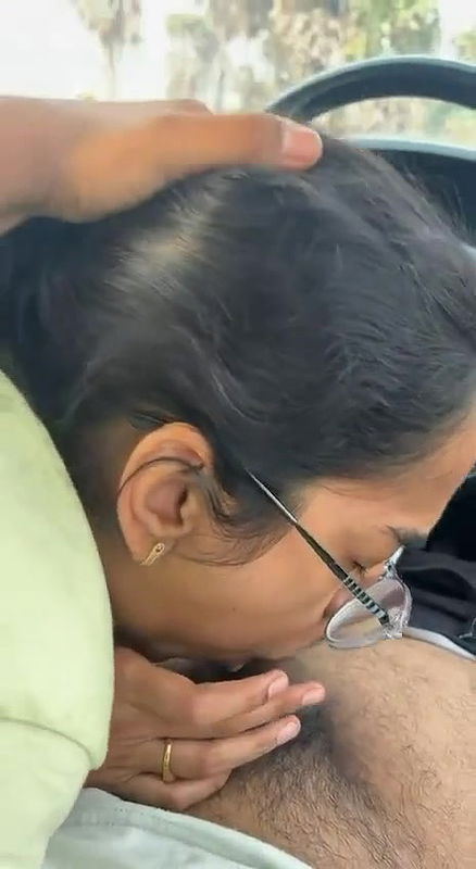 sexy indian horny girl blowjob in car