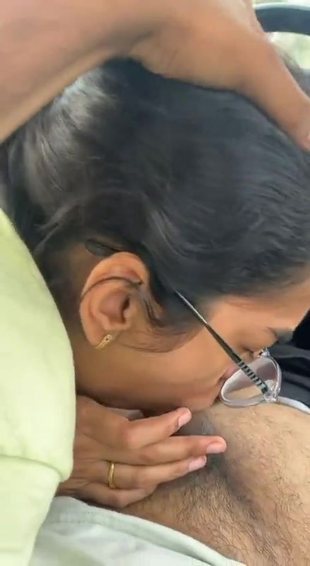 sexy indian horny girl blowjob in car