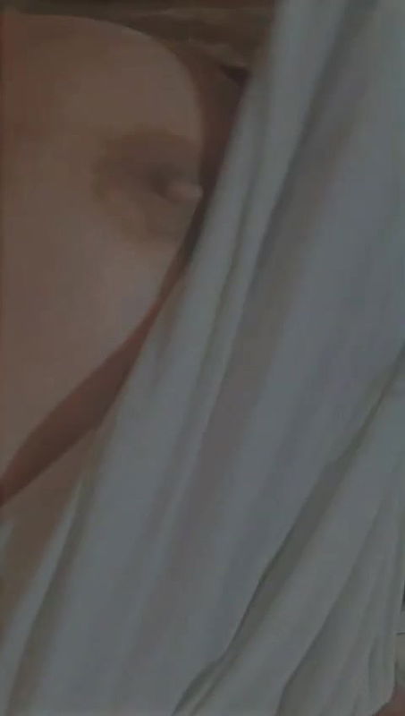 Young girl boobs showing clip