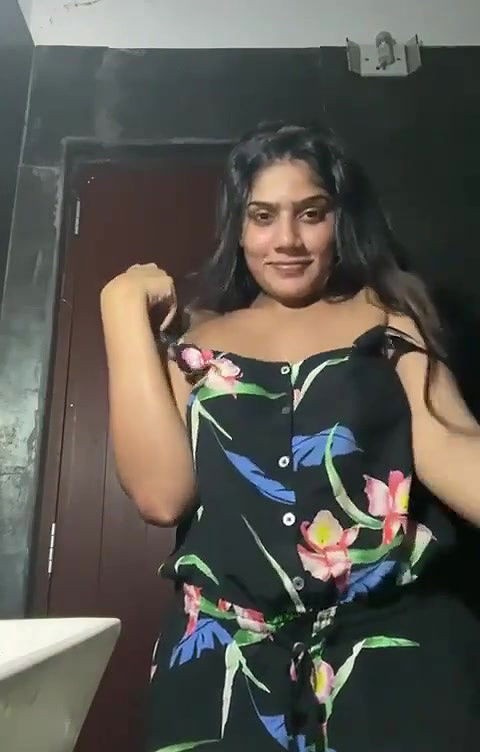 cute girl dress removing nude show