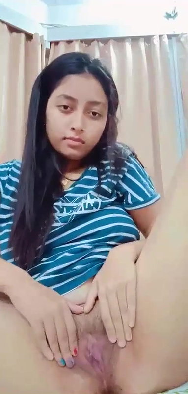 horny indian gf showing pussy clip update