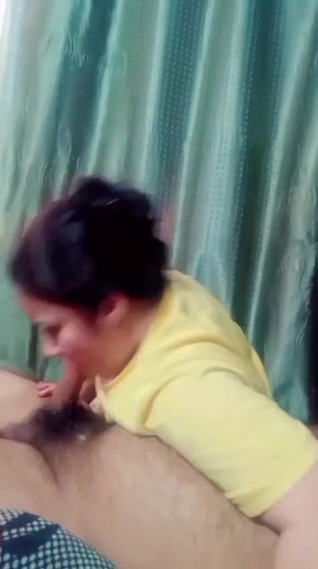 horny punjabi babe giving bj