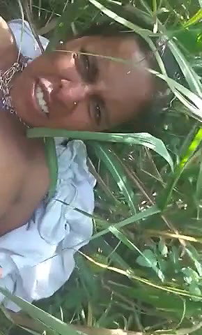 bhabhi ko khet mein choda