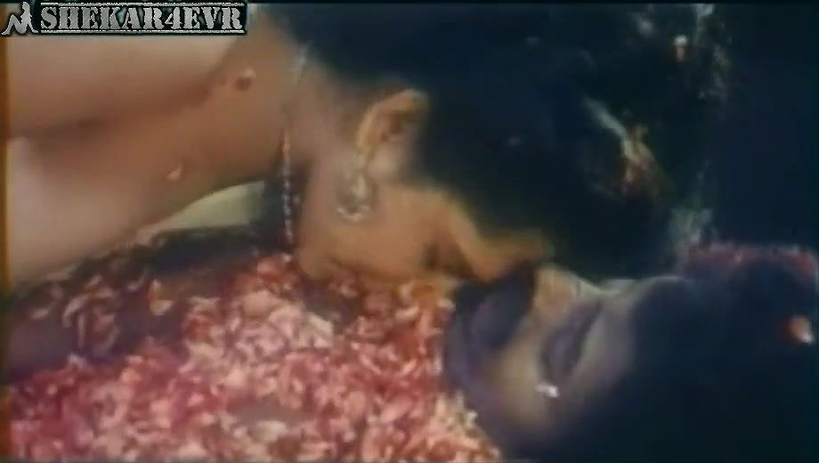 Reshma Blouse less Romance