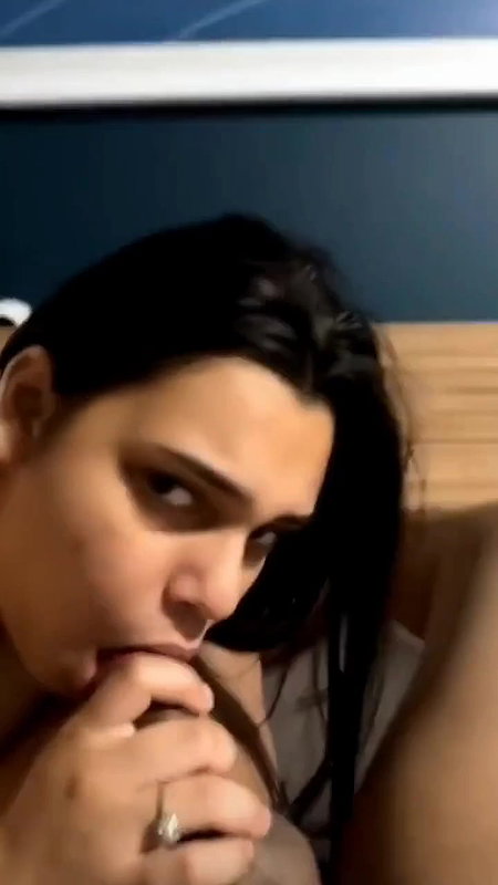 call girl blowjob to client