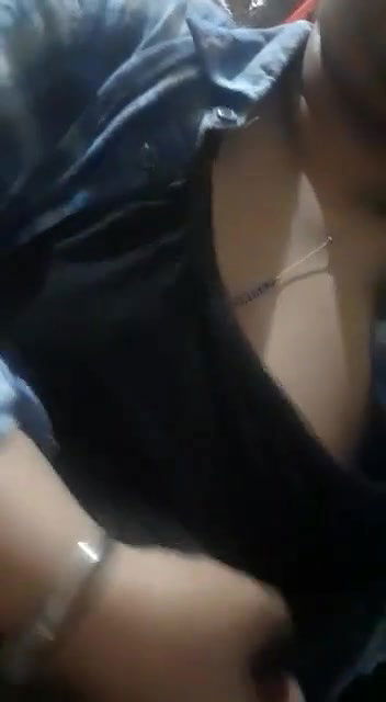 ladki ne vc mein chuche or choot dikhayi