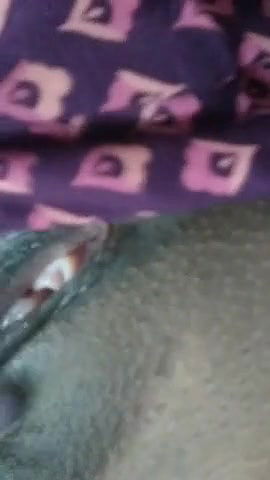 boob show and pussy fingering