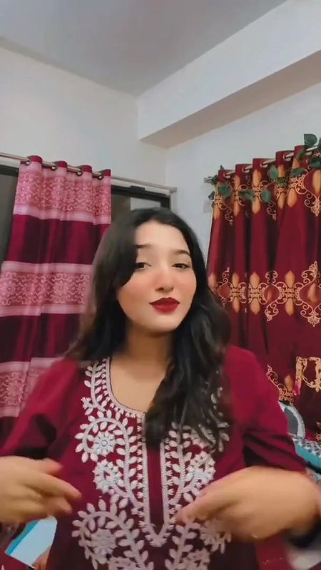 chubby web cam girl nude show