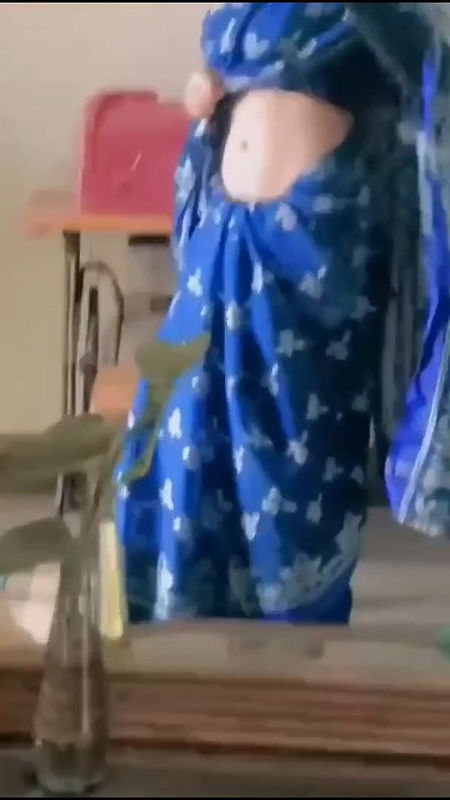 hot desi girl nude show