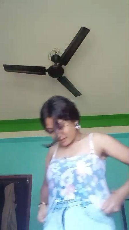 young desi girl nude show