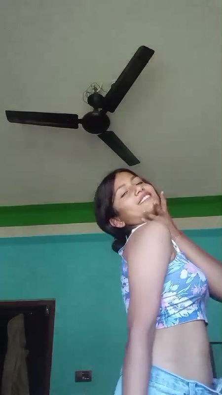 young desi girl nude show