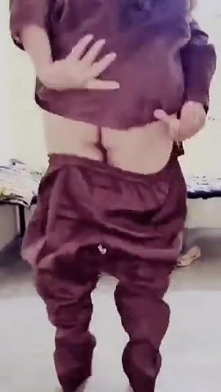 Paki Hot Dance