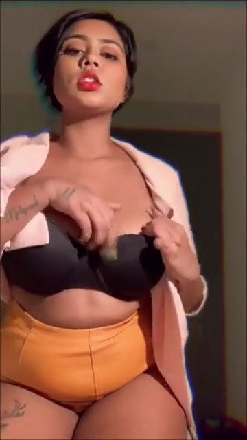 sexy model showing big boobs