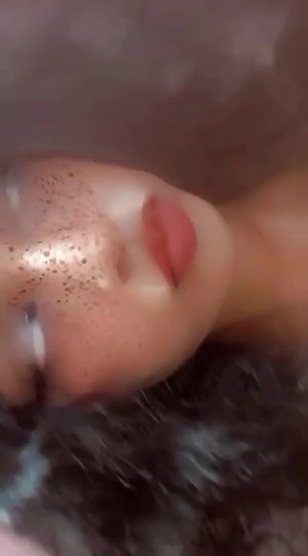 sexy gf showing boobs and pussy