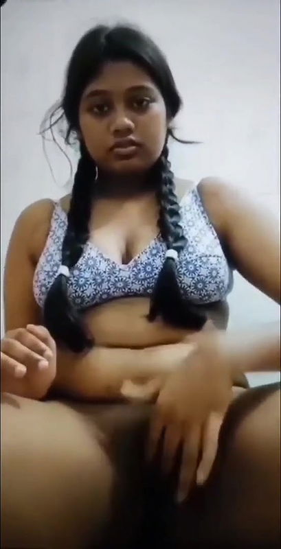 shaggy boobs horny gf fingering