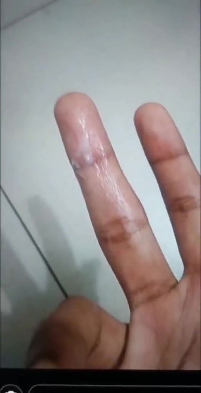 shaggy boobs horny gf fingering