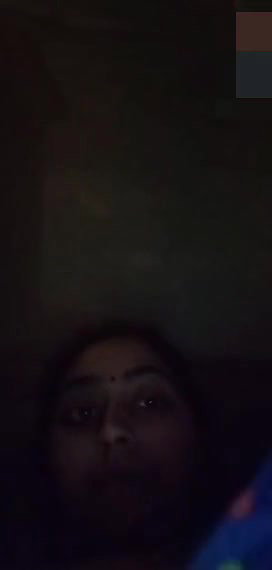 bangladeshi girl trisha showing her boobs to boyfriend in video calling