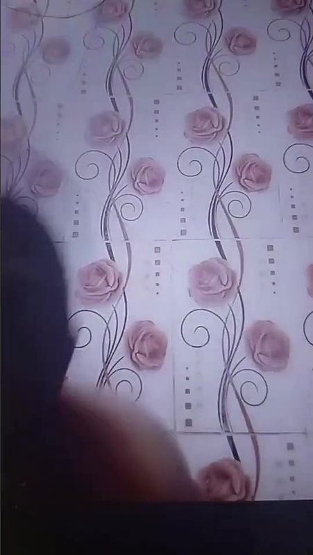 A big boobs Girl shower video