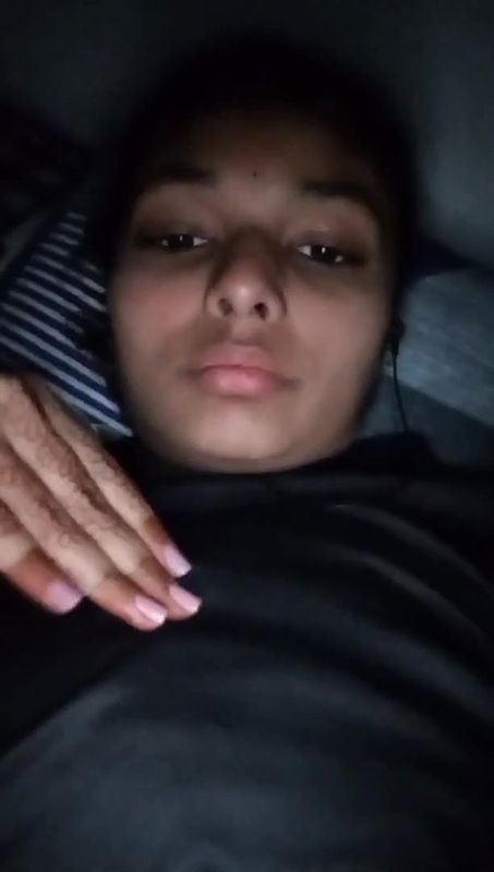 Beautiful Cute Slim Gf Showing